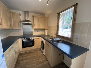 Kitchen- click for photo gallery
